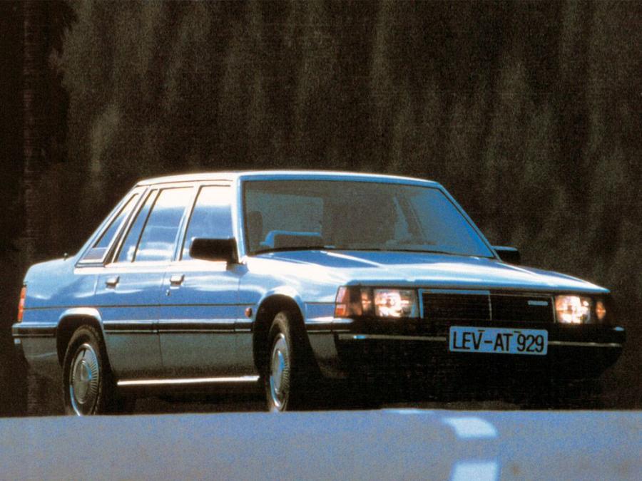  Mazda 929 1981 года  (фото 4 из 5)